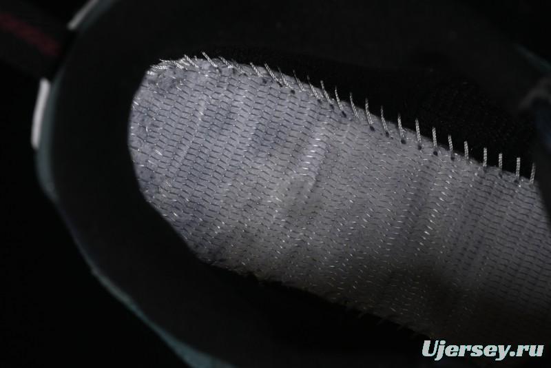 Nike Air Humara Retro Trail Running Shoes with 1990s Outdoor Style - FJ7098-001