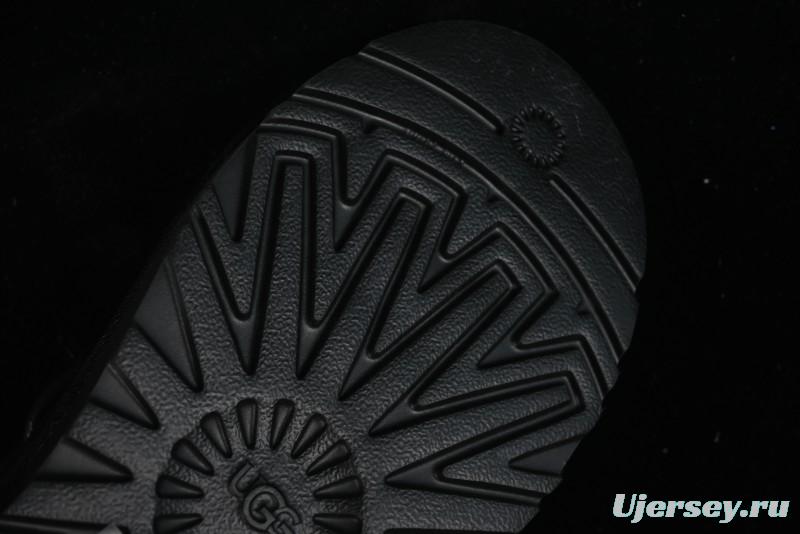 UGG Neumel Moc Ankle Boots in Suede with Shearling Lining - 1121645