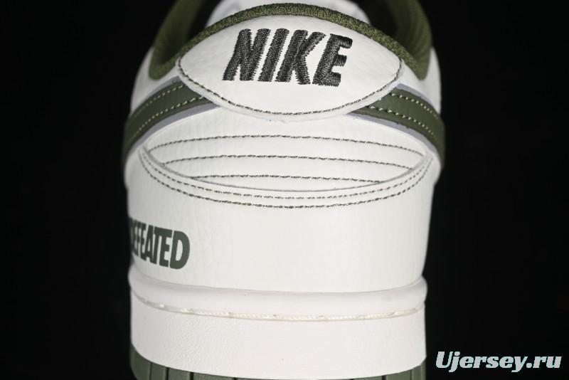Nike SB Dunk Low x Undefeated Collaboration Casual Skate Shoes - UN1697-633
