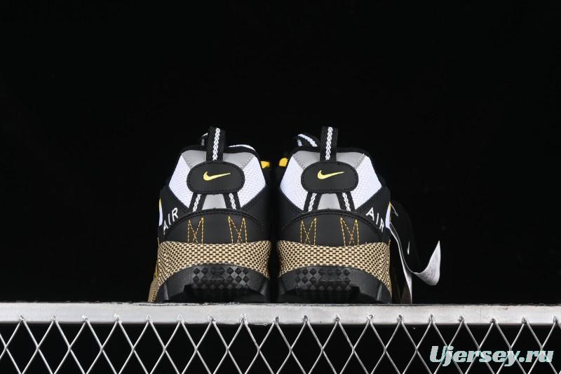 Nike Air Humara Retro Trail Running Shoes with 1990s Outdoor Style - AJ1102-001