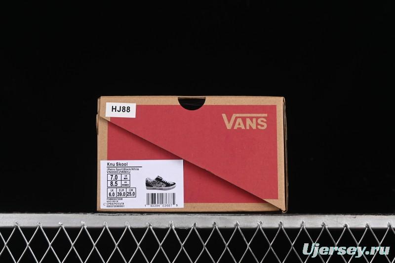 Vans Classics Knu Skool Retro Skate Shoes with Enlarged Toe and Thickened Tongue - VN000CZWBHJ