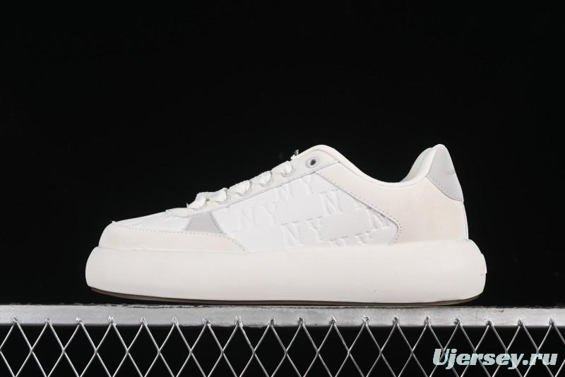 MLB Chunky Classic Base New York Yankees Lightweight Platform Casual Sneakers - 3ASXBMN4N50GRL