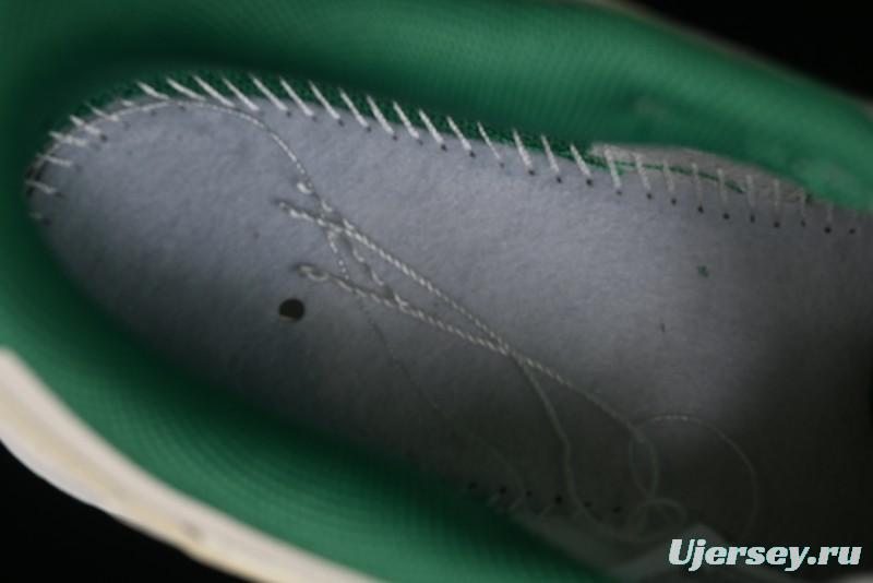 Nike SB Dunk Low Gucci Collaboration - Custom White Swoosh Leather Patch Anniversary Edition Low-Top Casual Skate Shoes - KK1688-052