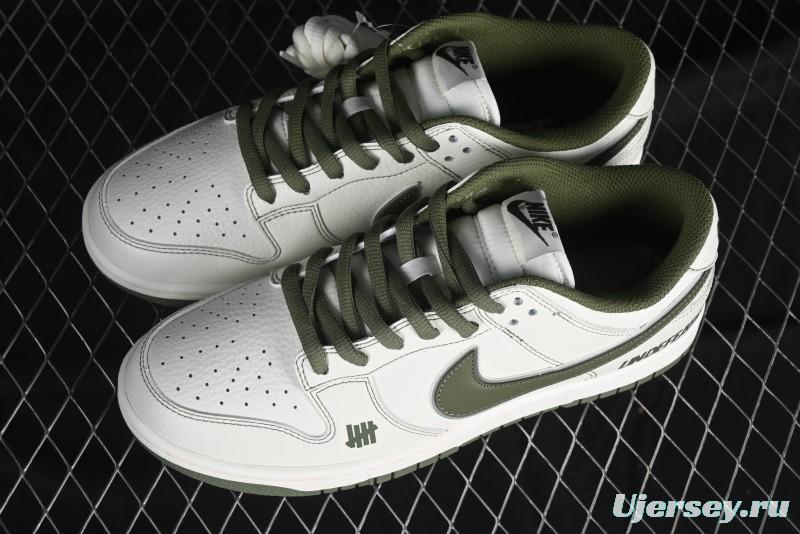 Nike SB Dunk Low x Undefeated Collaboration Casual Skate Shoes - UN1697-633