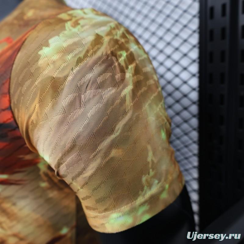 Player Version 25/26 Real Madrid Gold with Phoenix NA ZHA Jersey