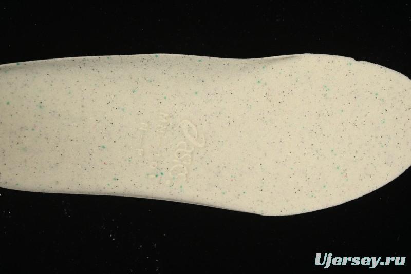 ASICS Gel-Kayano 14 Running Shoes with Breathable Design for Sports and Casual Wear - 1201A161-250