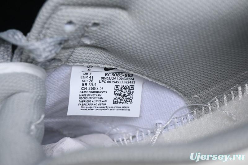 Nike Reigning Champ SB Dunk Low Casual Skate Shoes with 3M Reflective Details - RC3085-892