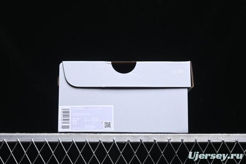 Nike Air Force 1 '07 Low Top Sneakers with Full-Grain Leather and Air Cushion - DQ7569-102