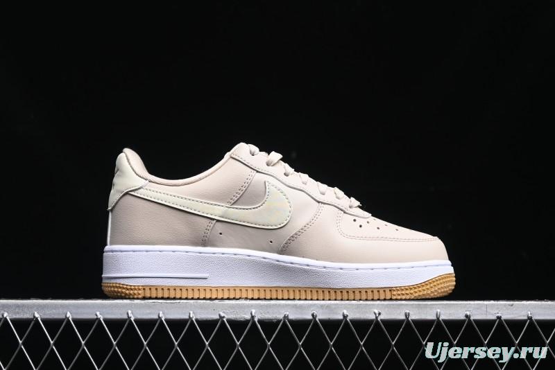 Nike Air Force 1 '07 Low Top Sneakers with Full-Grain Leather and Air Cushion - DD8959-111