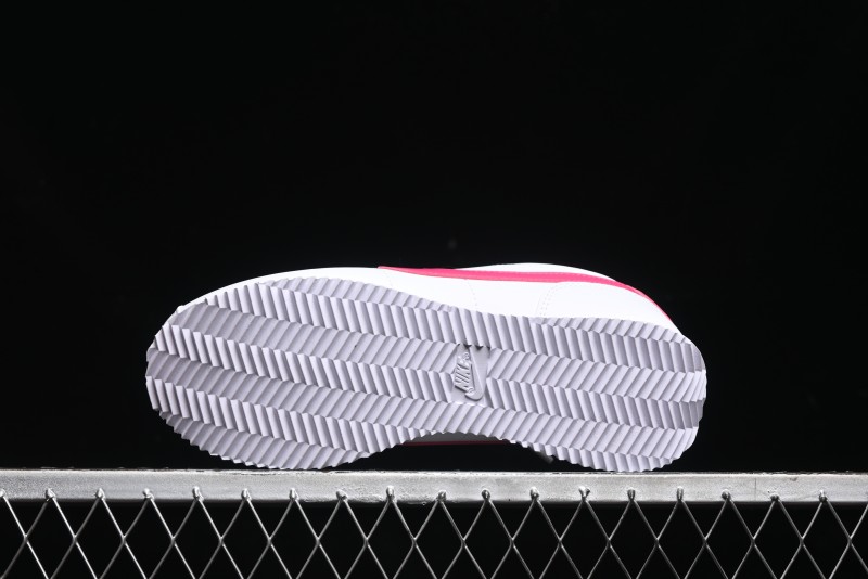 Nike Classic Cortez Leather Retro Running Shoes - 904764-109