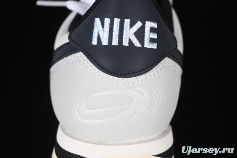 Nike Classic Cortez Leather Retro Running Shoes - FN7650-030