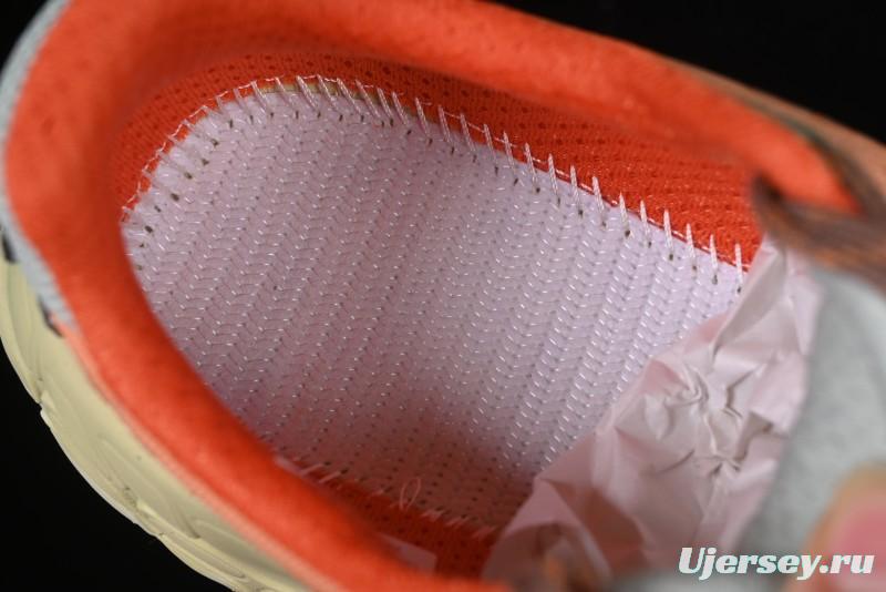 New Balance Fresh Foam X More V3TDS Durable Slip-Resistant Low-Top Running Shoes - WTMORCO3