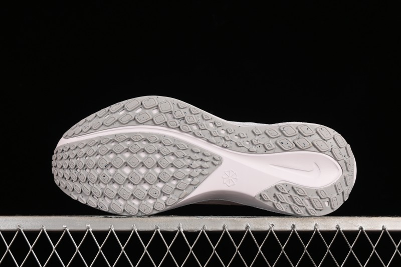 Nike Air Zoom Pegasus 41 Breathable Lightweight Running Shoes with Cushioning - FD2723-102