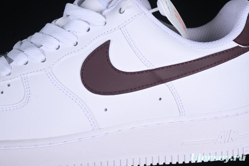 Nike Air Force 1 '07 Low Casual Sneakers with Full-Length Air Cushion - FJ4146-112