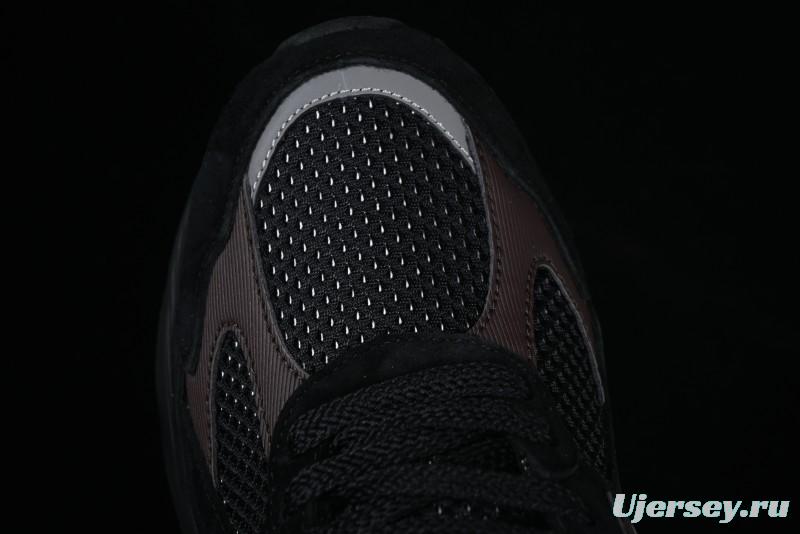 New Balance 2010 Series Retro Casual Running Shoes with Soft Suede and Nylon Mesh - M2010RN