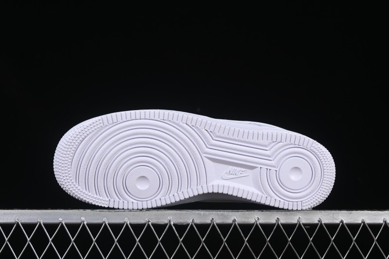Nike Air Force 1 '07 Low Casual Sneakers with Full-Length Air Cushion - HF2014-100