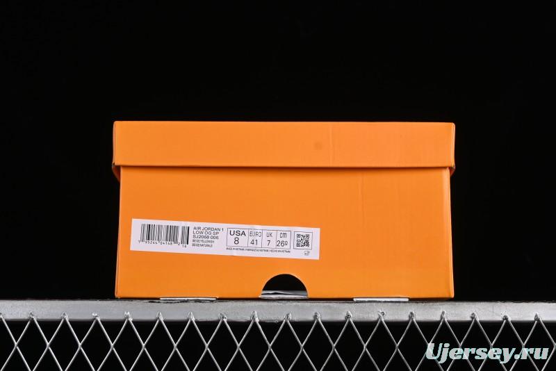 Nike Air Jordan 1 Low OG SP Travis Scott x Fragment Design Retro Sneakers with Reverse Swoosh - SJ2068-006