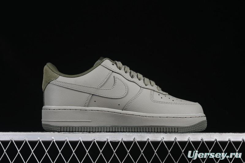 Nike Air Force 1 '07 Low Casual Sneakers with Full-Length Air Cushion - HM9483-300