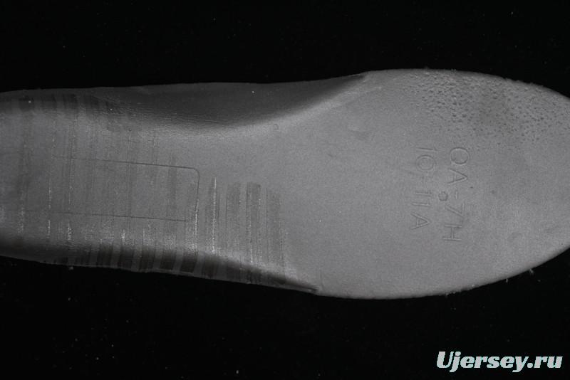 Nike Air Force 1 '07 Low Supreme Snake Year Limited Edition Basketball Shoes with Python Swoosh - DM6688-026