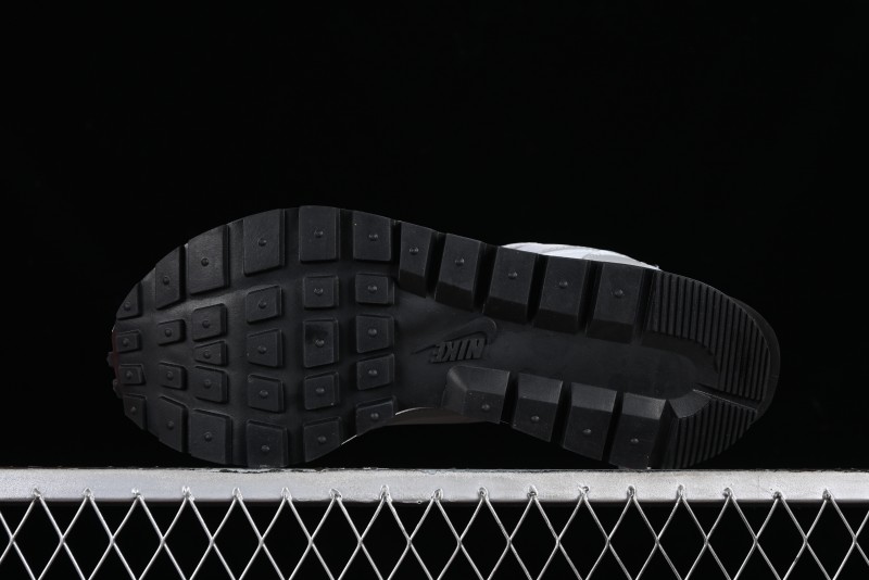 Nike Sacai VaporWaffle 3.0 Deconstructed High-Top Sneakers with Layered Sole - DD1875-108