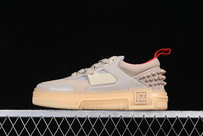 Christian Louboutin Funnyto Flat Comfortable Fashion Low Top Sneakers in Taupe - X.D4