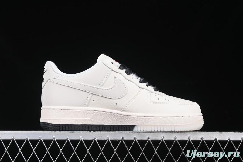 Nike Air Force 1 '07 Low Supreme Collaboration Casual Sneakers with Dual-Color Sole - XZ6188-017