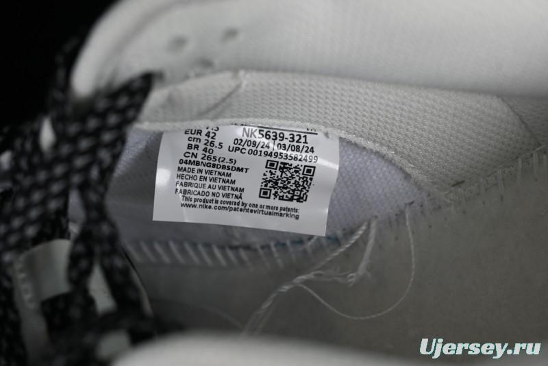 Nike SB Dunk Low Collaboration Three Swooshes Beige Black Color Low Top Casual Skateboarding Shoes - NK5639-321