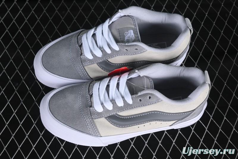 Vans Knu Skool Low-Top Retro Chunky Sneakers - VN000D22BH7