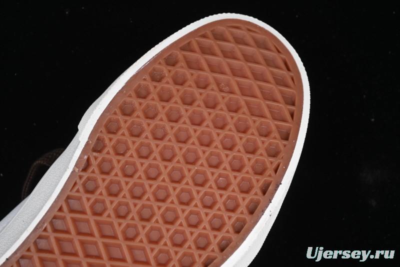 Vans Knu Skool Low Top Retro Casual Vulcanized Sneakers - VN000CS0DFN