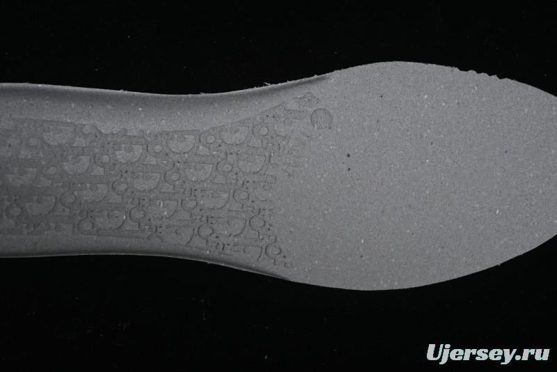 Dior B30 Sneakers with Reflective CD30 Logo - CD鞋