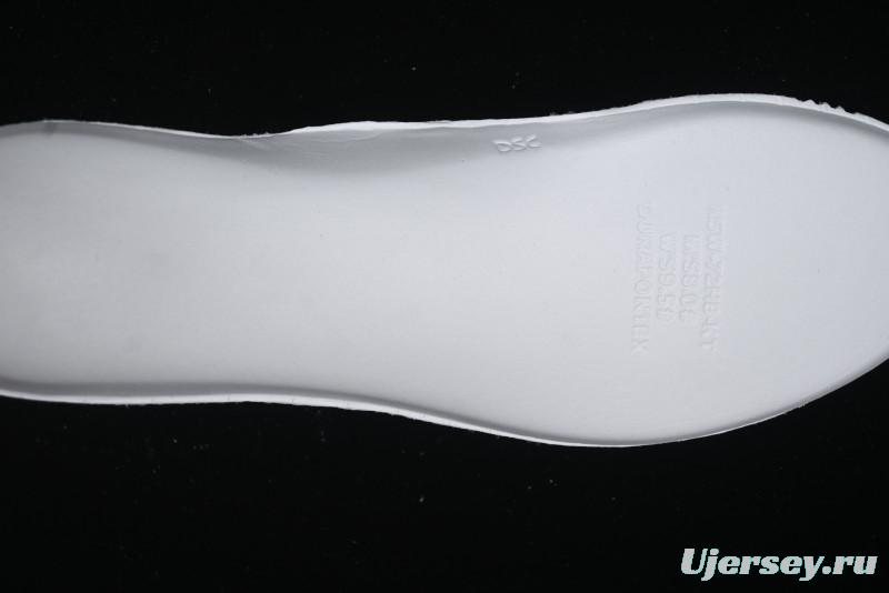 Nike Air Max Dn Running Shoes with Dynamic Air Cushion Technology - FQ7860-100