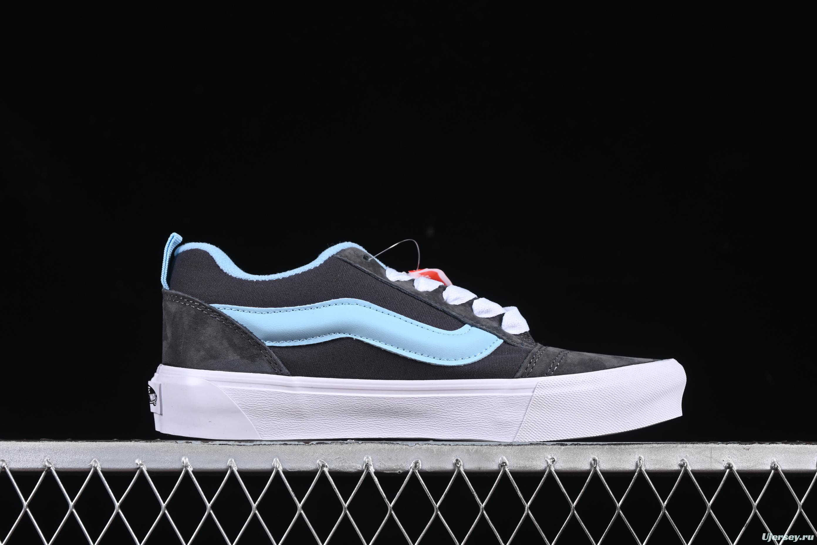 Vans Knu Skool Low-Top Retro Chunky Sneakers - VN000D6CJDG