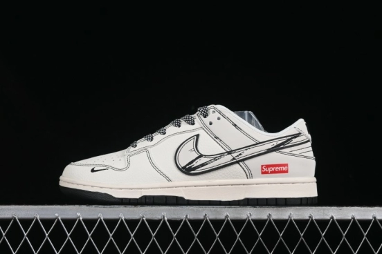 Nike x Supreme Dunk Low "Sketch Pack" - Premium Collaboration Sneaker