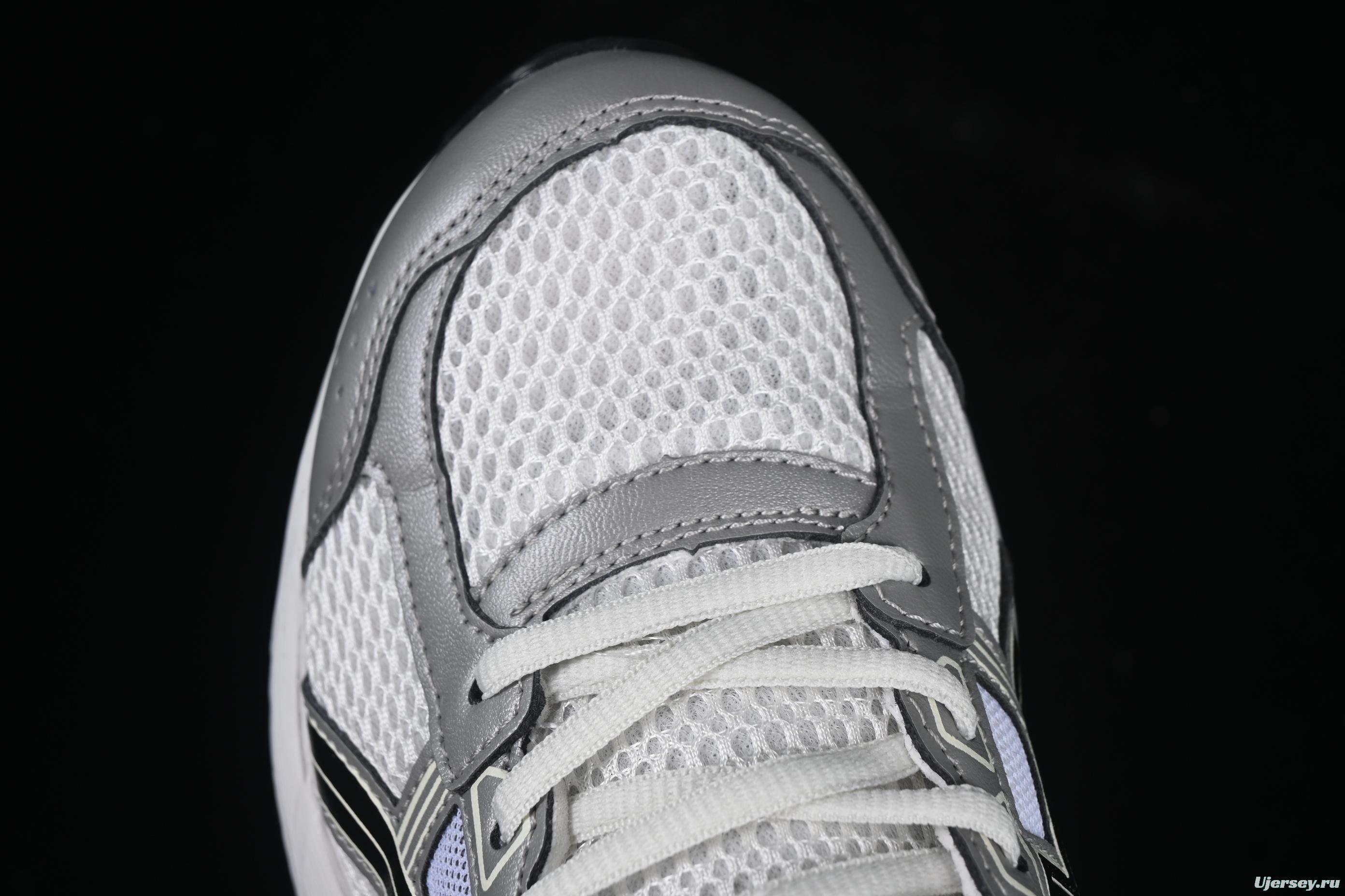 Asics Gel-Contend 4 Low-Top Breathable Running Shoes - 1011B937-103