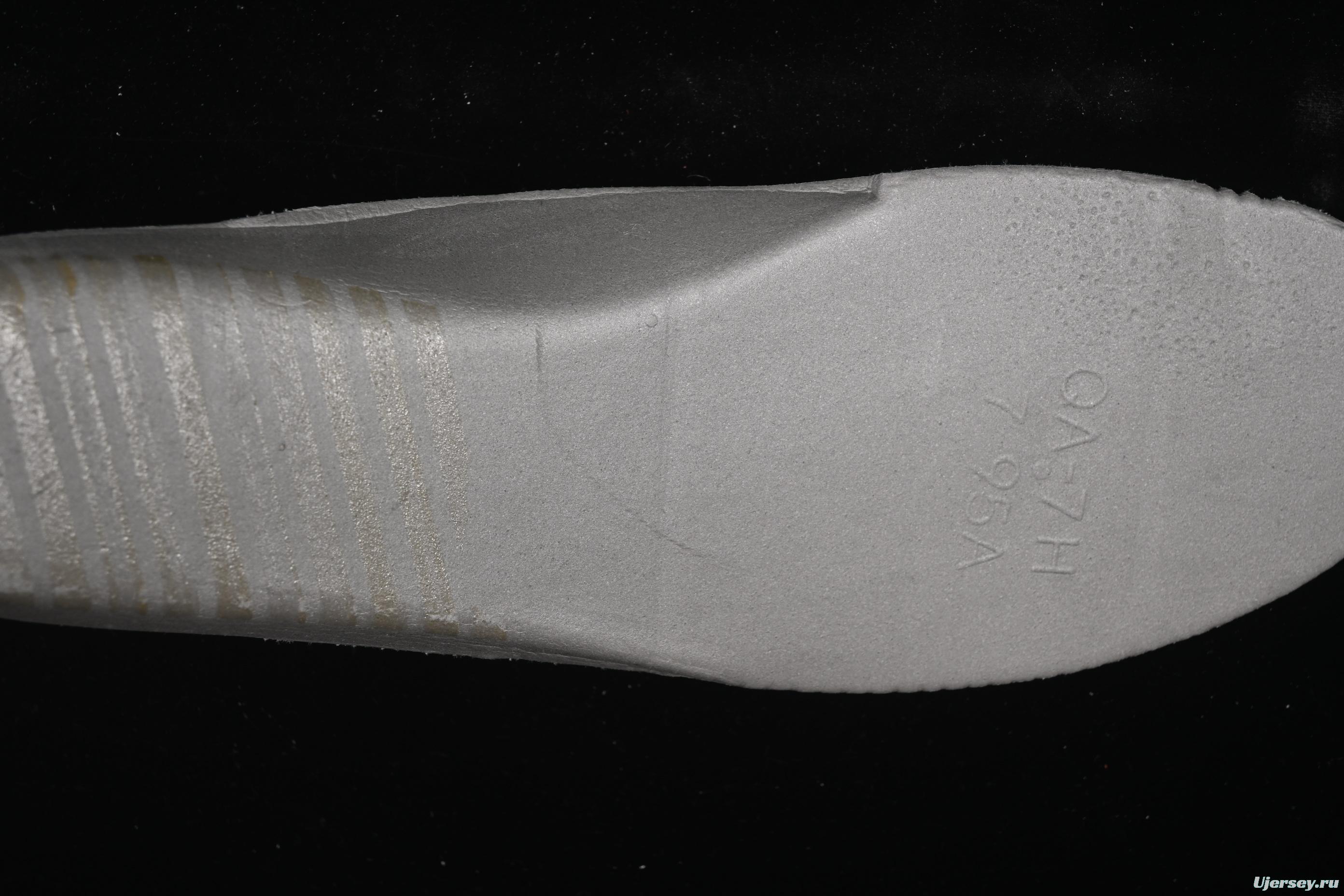 Nike Air Force 1 '07 Low Supreme Collaboration Sneakers with Red Snake Swoosh - SJ6698-023