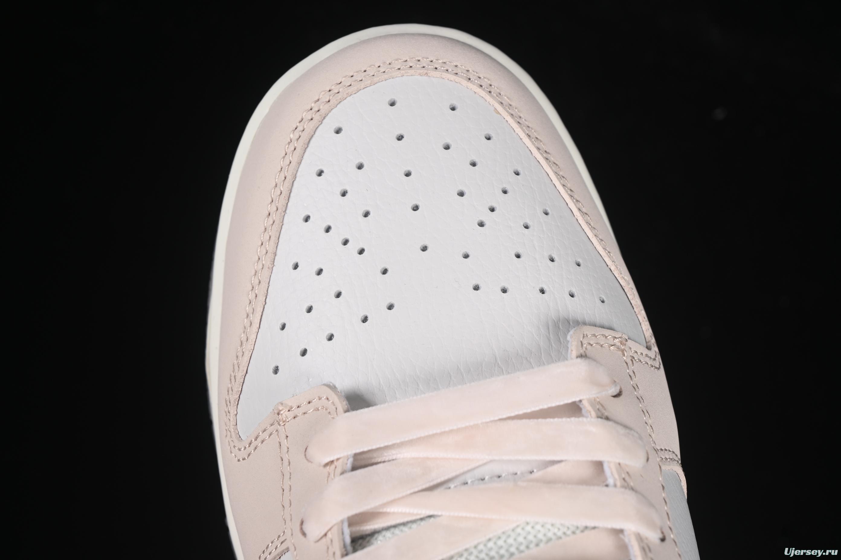 Nike SB Dunk Low White Light Pink SB Low-Top Casual Skate Shoes - FB7901-601