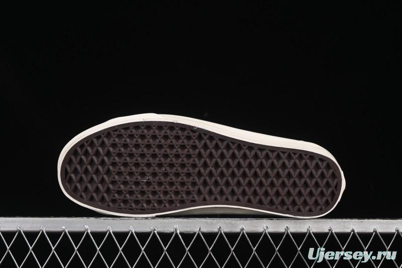 Vans Old Skool 36 Low-Top Retro Skate Shoes - VN000D57FRS