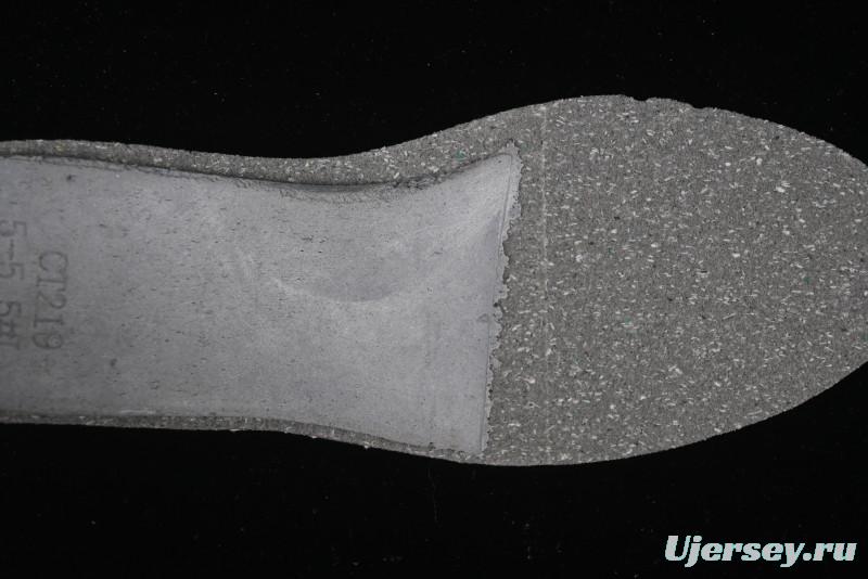 Converse Chuck 1970s Low Top Casual Sneakers with Moon Embroidery - A15750C