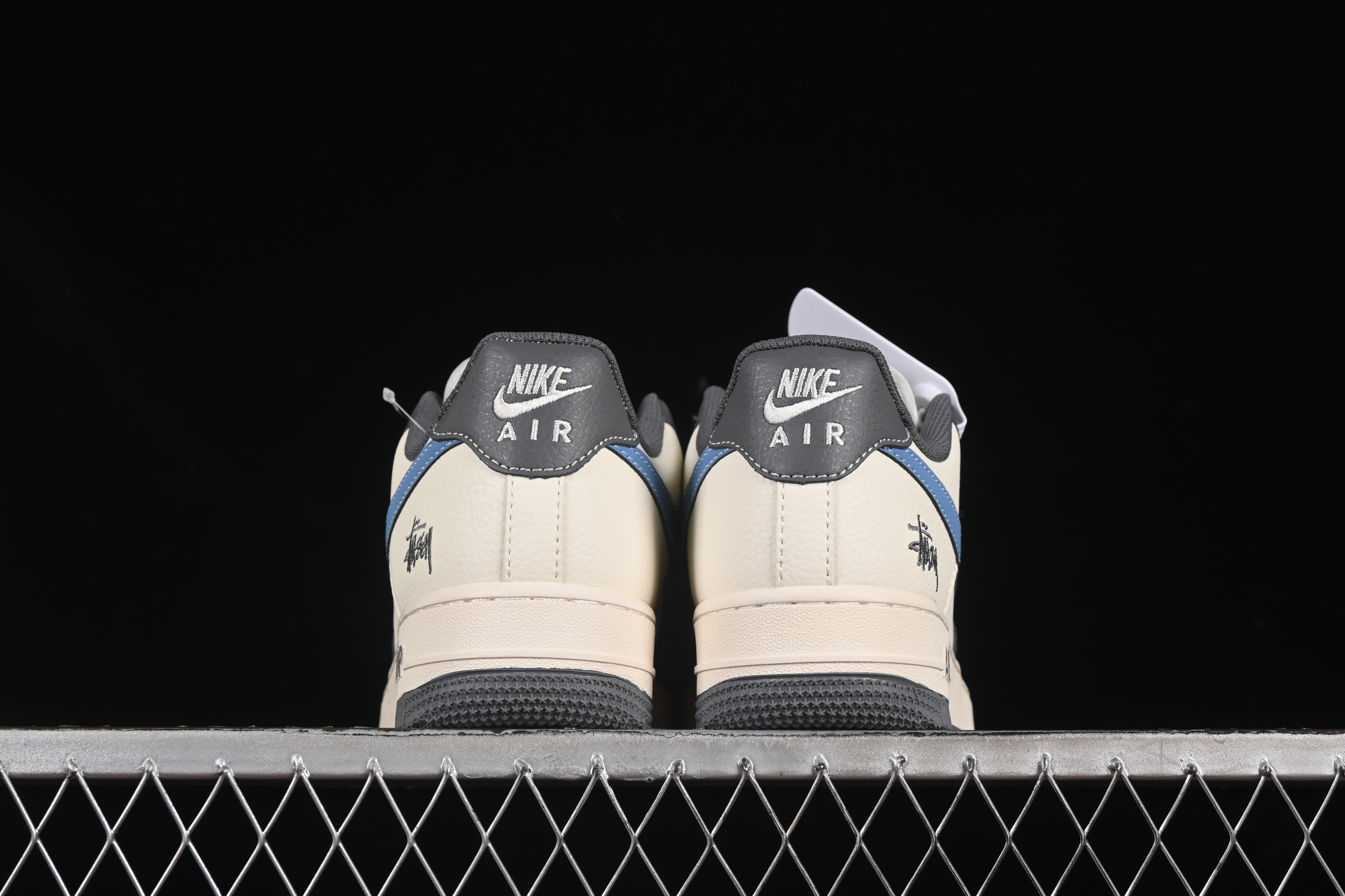 Nike Air Force 1 '07 Low Stussy Collaboration Light Grey Sky Blue Swoosh Casual Sneakers - XS1958-574