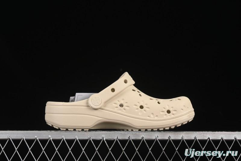 Crocs Classic Clog Two-Way Beach Sandals with Ventilation Holes - B.D4