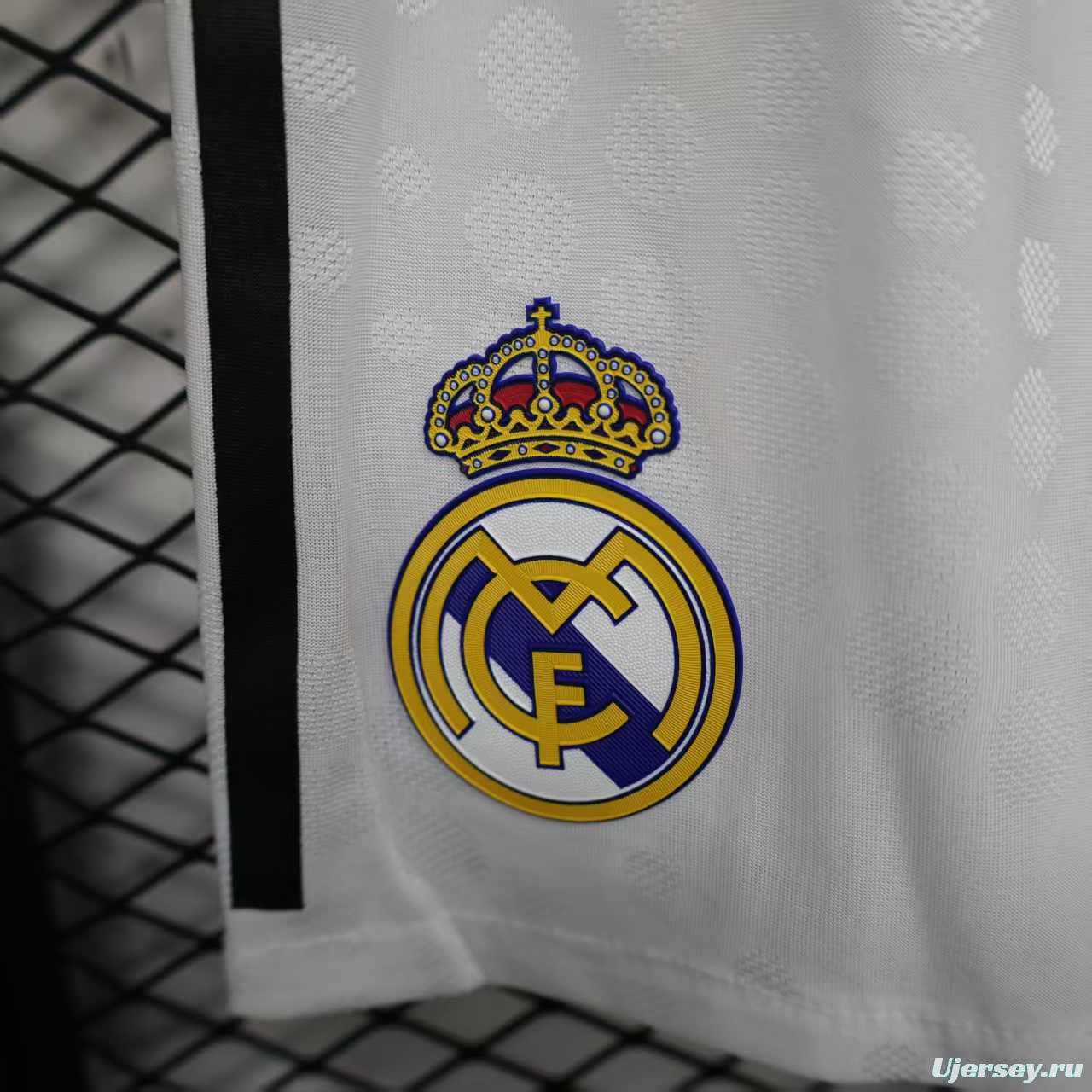 Player Version 25/26 Real Madrid Home Shorts