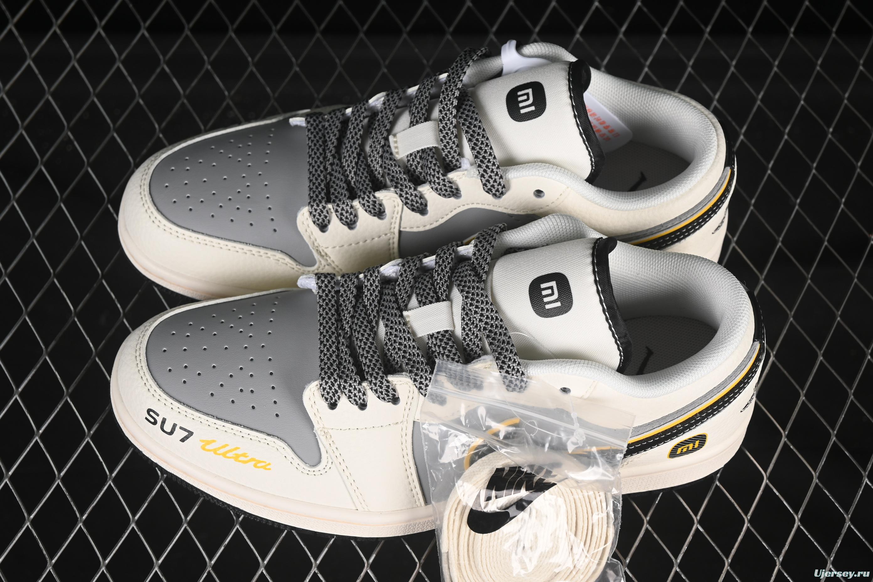 Nike Air Jordan 1 Low Retro Basketball Shoes - XX3168-198