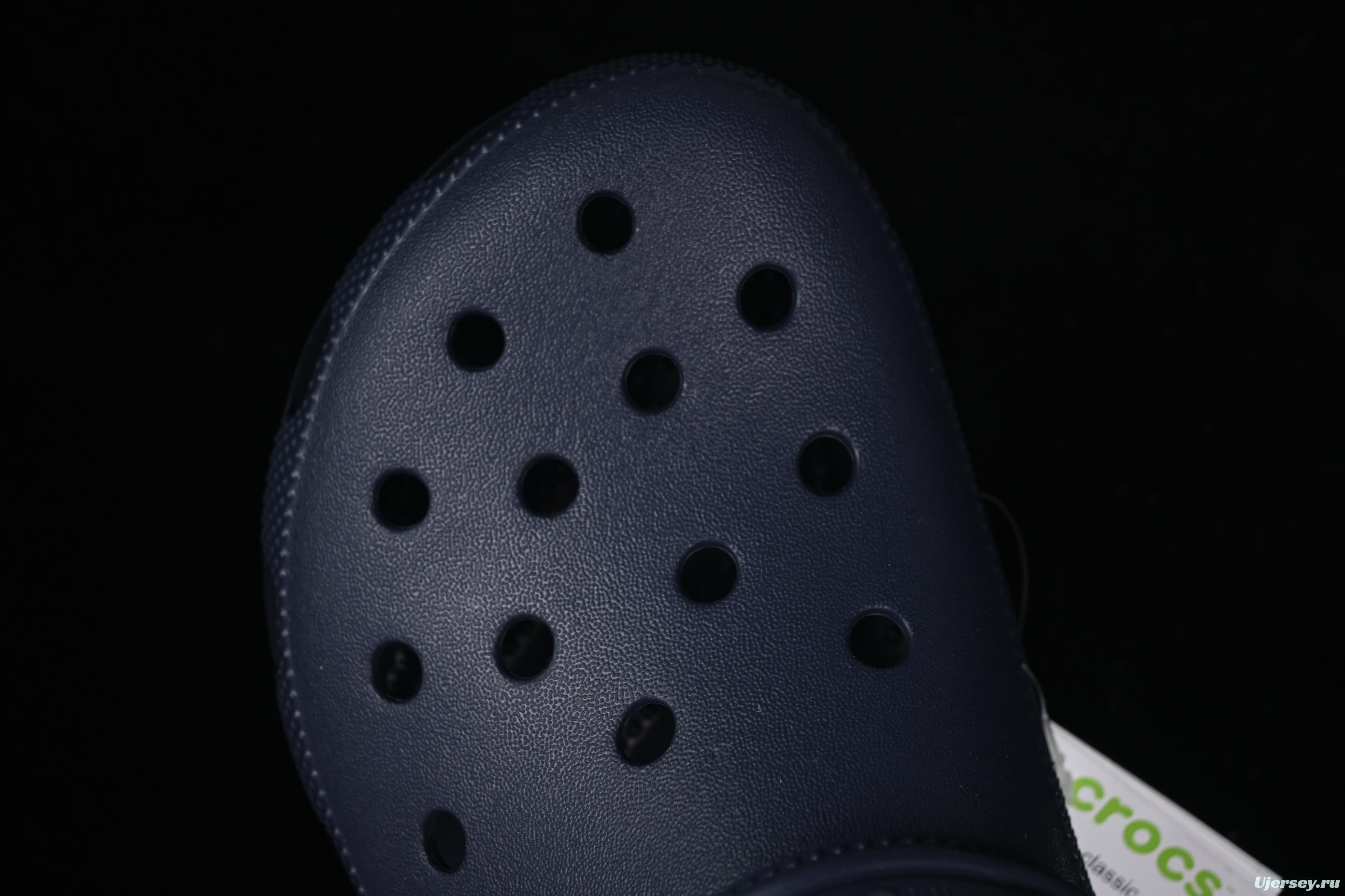 Crocs Classic Clog Unisex Summer Beach Sandals with Ventilation Holes - B.D4