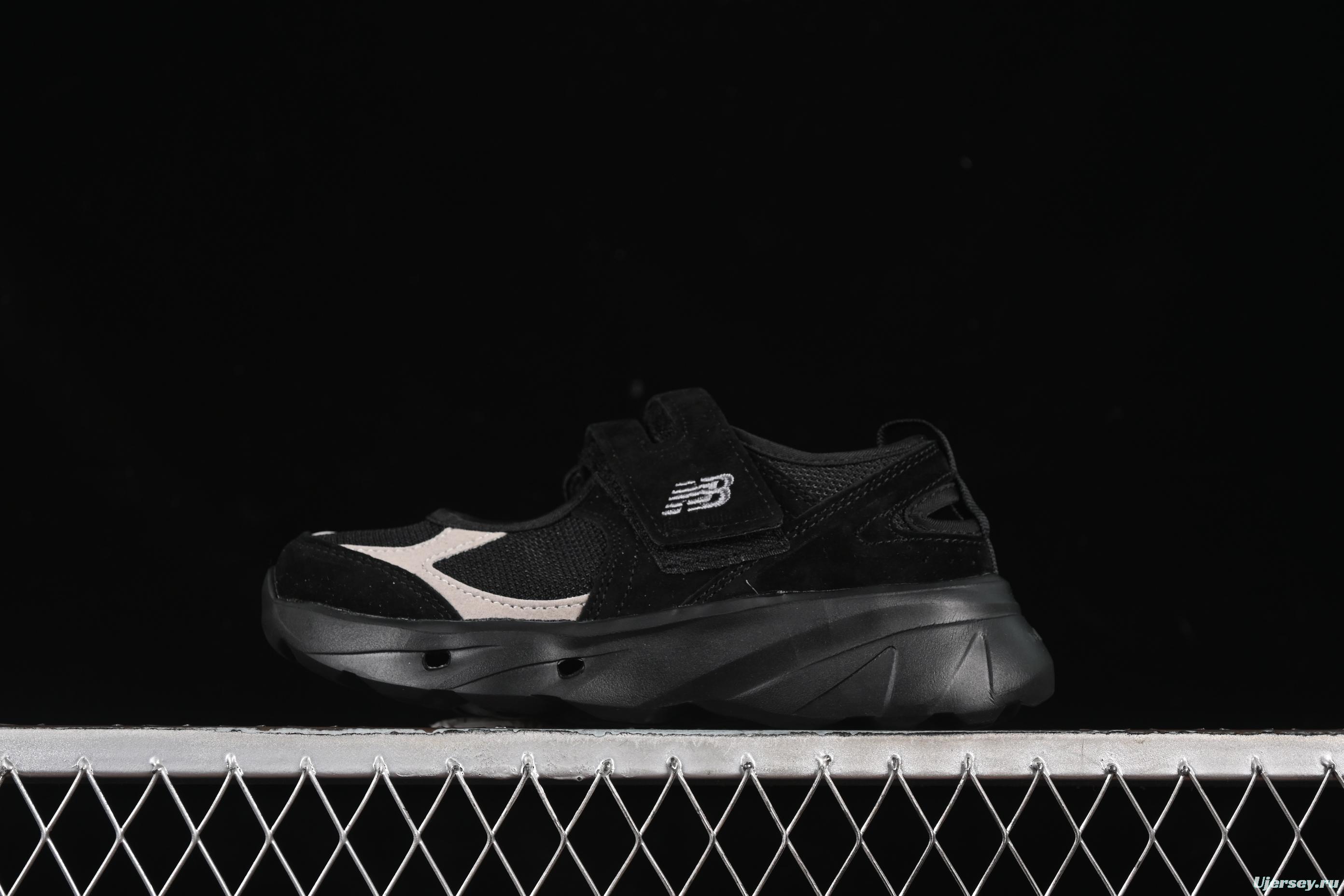 New Balance Breeze Low-Top Lifestyle Casual Shoes for Summer with Enhanced Breathability - SD2203BK