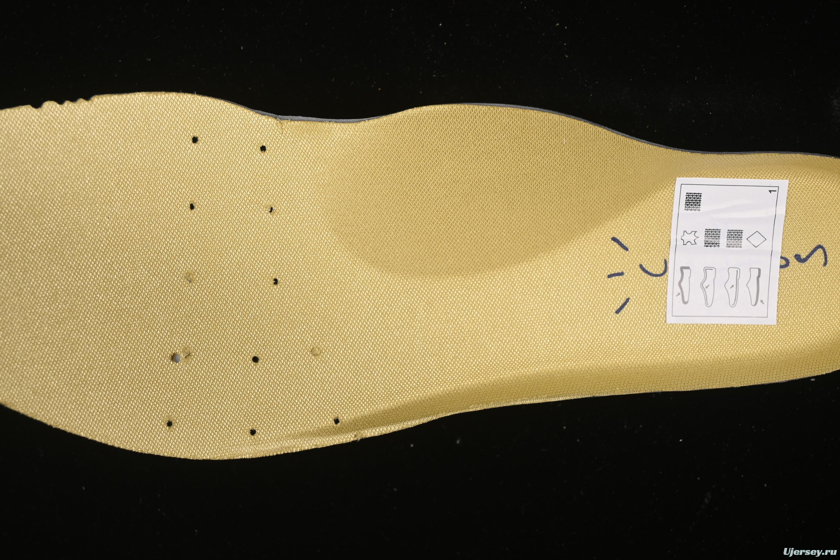 Nike Air Max 1 Travis Scott Collaboration Retro Running Shoes in Wheat Color with Reverse Swoosh - DO9392-700