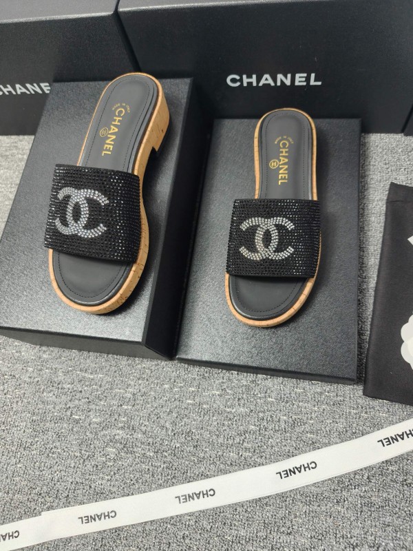 2025 Slippers Chanel Black Crystal Women