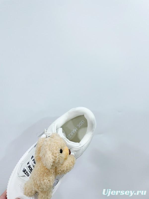 2025 Women 13DE MARZO White Leather Sneakers Plush Toy KFY00300