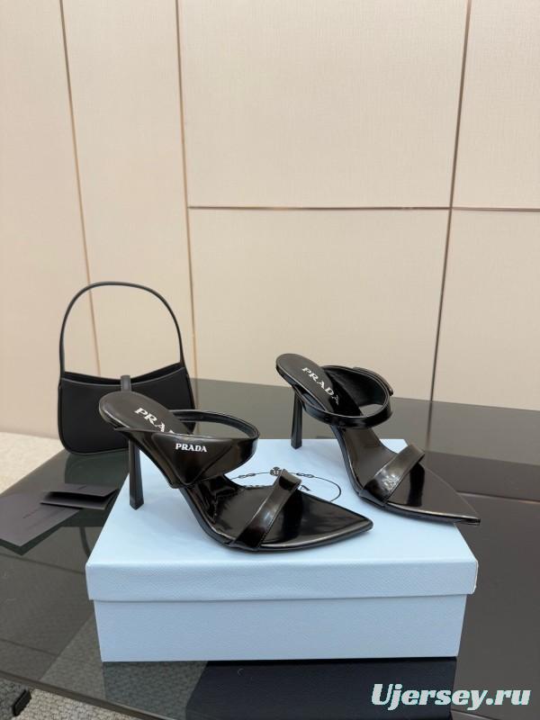 2025 Women Prada Black Leather Sandals