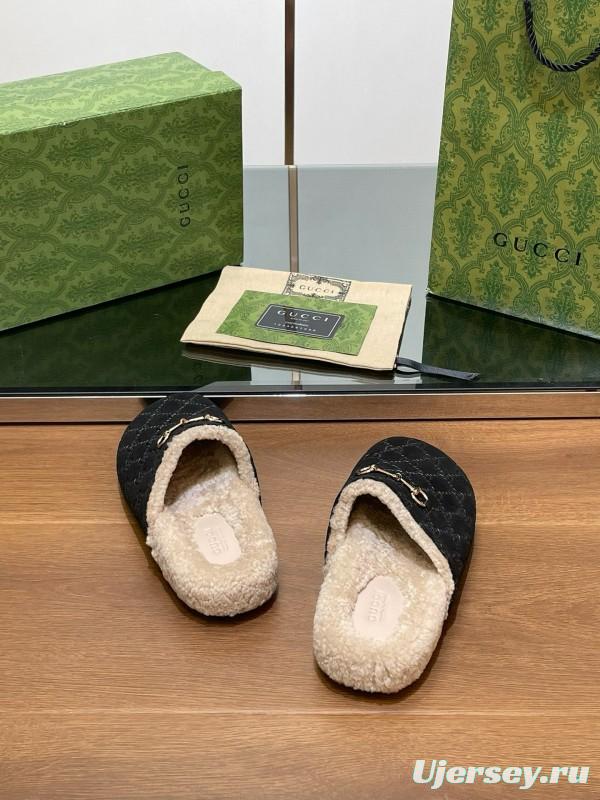2024 Slippers Gucci Black Shearling GG Pattern