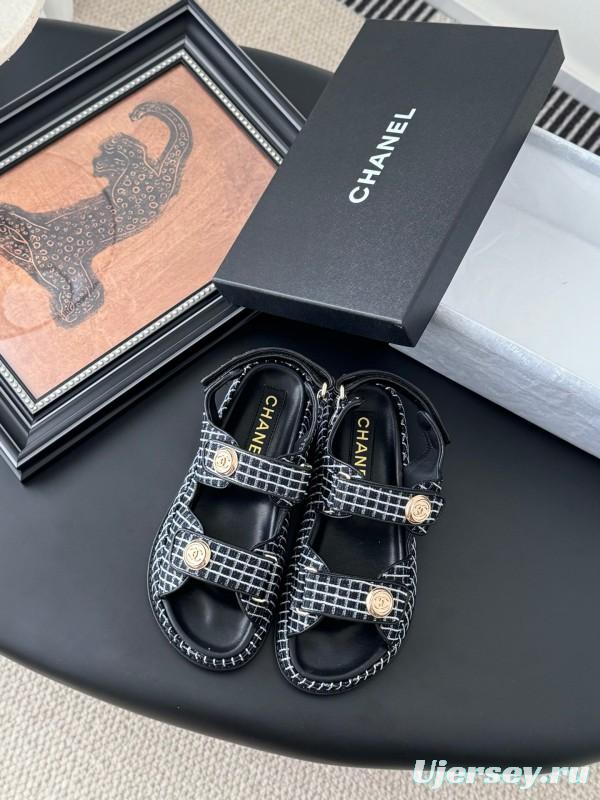 2025 Women Chanel Black Leather Sandals LY00320